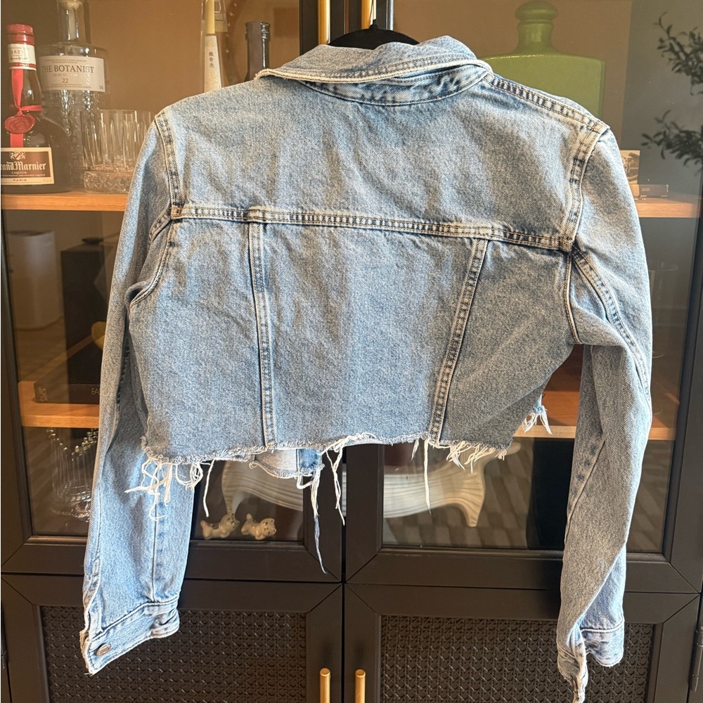 Cropped Distressed Denim Jacket - Picture 2 of 2